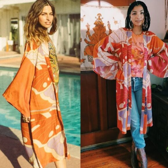 Novella Royale - The Georgia Robe in Red Butterfly Size Small - Picture 2 of 16